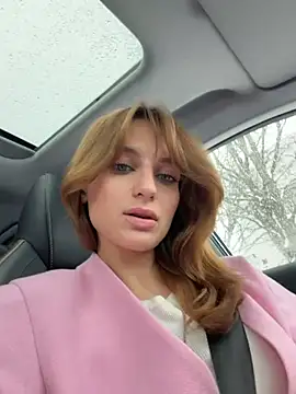 -AngelAri-'s Live XXX Chat