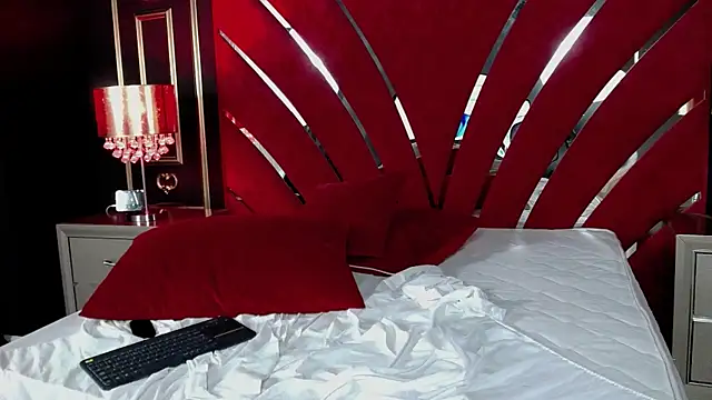 XXX chat uživo modela AmelyaNyx