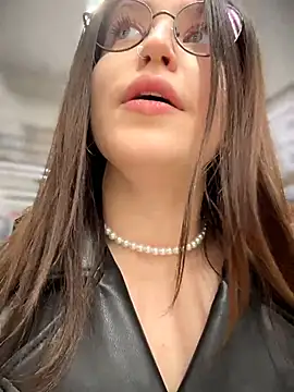 meow_girl Adlı Modelin Web Kamerası Şovu