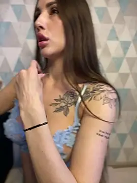 MelaniePavola-'s Live XXX Chat