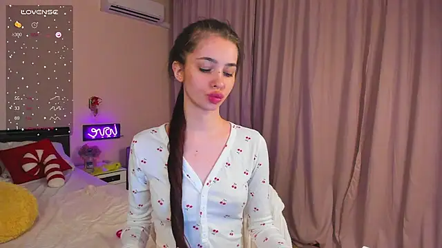 Viola_Rivera élő XXX-chatje