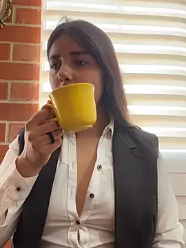 A-uroora Obrolan Langsung XXX