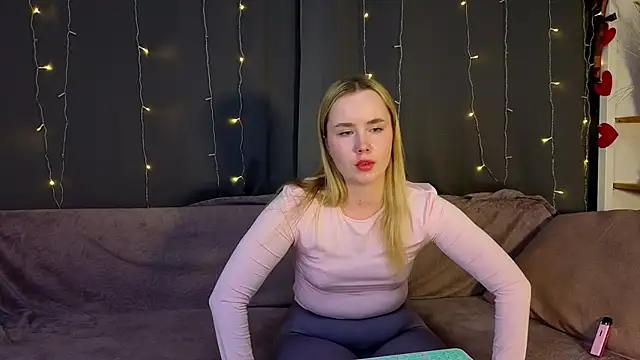 Онлайн чат XXX IvetteLabore