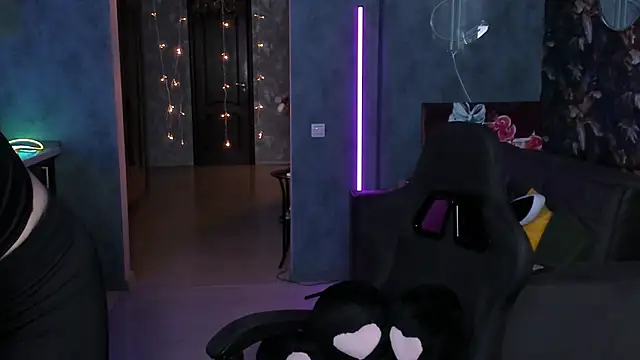 Blckmirrorr's Live XXX Chat