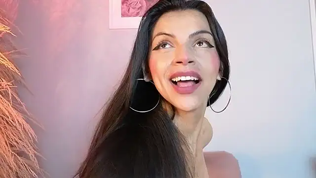 aitana_garcia_ Adlı Modelin Canlı XXX Sohbeti