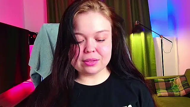 MartishaAddams Chat XXX in diretta