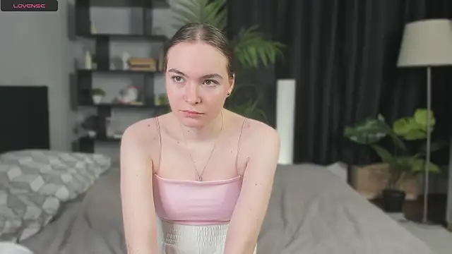 دردشة EunChesley الجنسية المباشرة