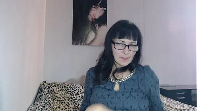 Chat +18 de Eila_Morigan ao vivo