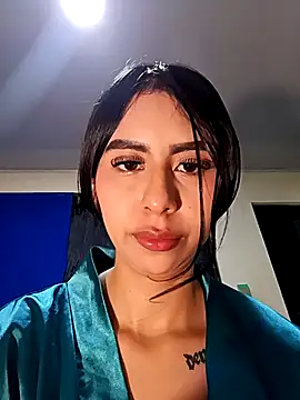 Show de HotGirlK69 na webcam