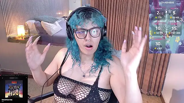 Eli666uwu Chat XXX in diretta
