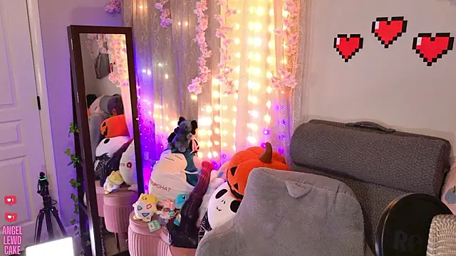 Angel-Lewd-CakeのライブXXXチャット