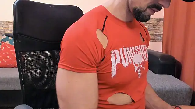 HotHunkTrainer Live XXX-Chat