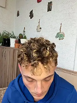 Turkishleo 网络视讯表演