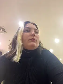 XXX chat uživo modela KateBurlesk