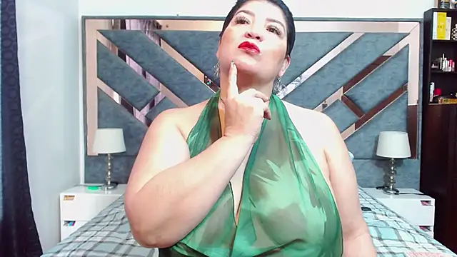 KarlaTesg Live XXX-Chat