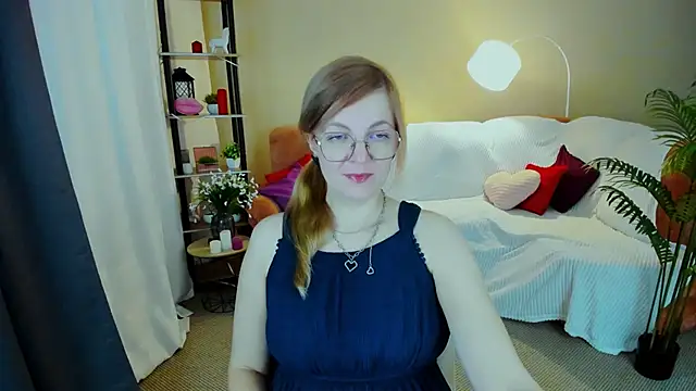 YourUniverser: вебкам-шоу