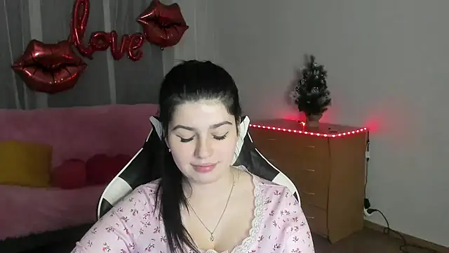 Chat +18 de KisaModel ao vivo