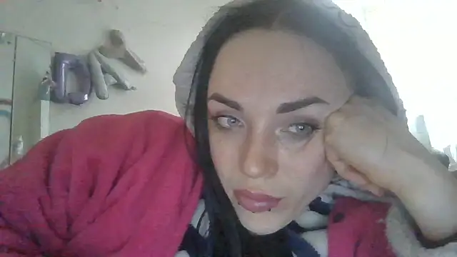 XXX chat uživo modela Trinsy_Love