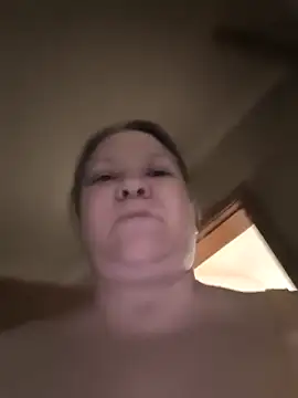 -Queen-: вебкам-шоу