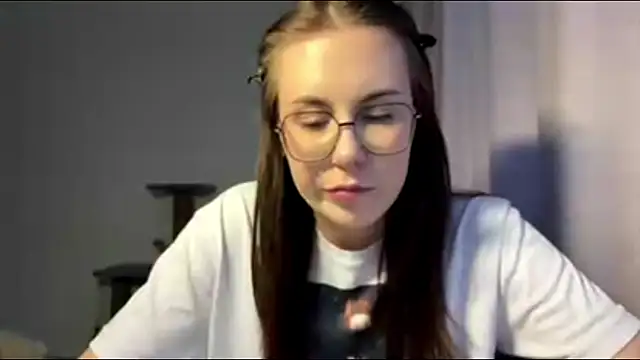 JanelleCourville's Live XXX Chat