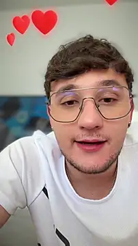 Massimo_Fiore Chat XXX live