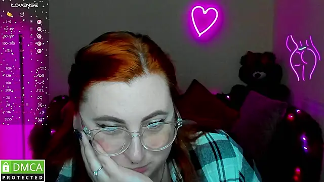 Alicia_love00 élő XXX-chatje