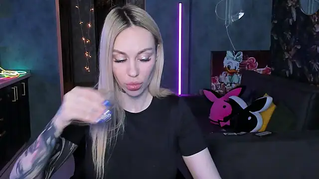 Blckmirrorr – Live XXX-chat