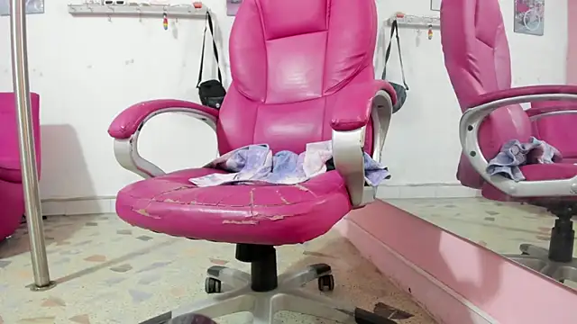 CAMILA--REY live XXX chat