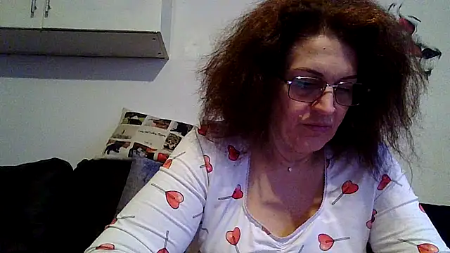 RubyyRosee – Naživo XXX chat