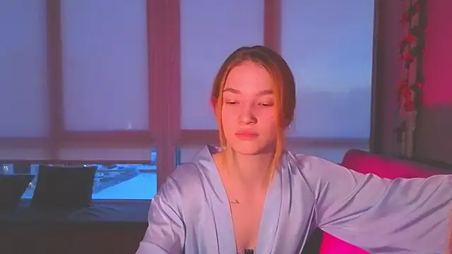 erikabrian Adlı Modelin Canlı XXX Sohbeti