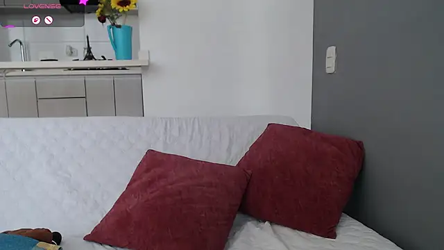 cristal_sexybody live XXX chat