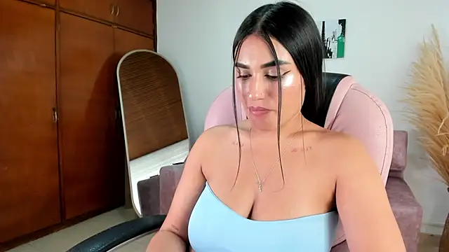 XXX chat uživo modela Alheli_16
