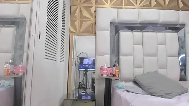 mia__fernandez's Live XXX Chat