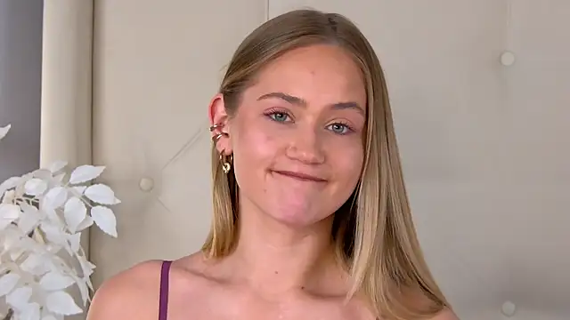 ur_wet_dreams live XXX chat