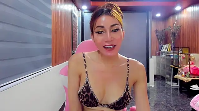 imallyoures69n Live XXX chat