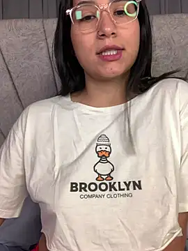 Val12777 Live XXX-Chat