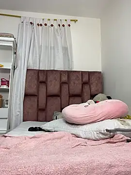 XXX chat uživo modela Kataliina