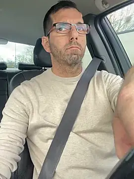 steph19x5 Show in webcam