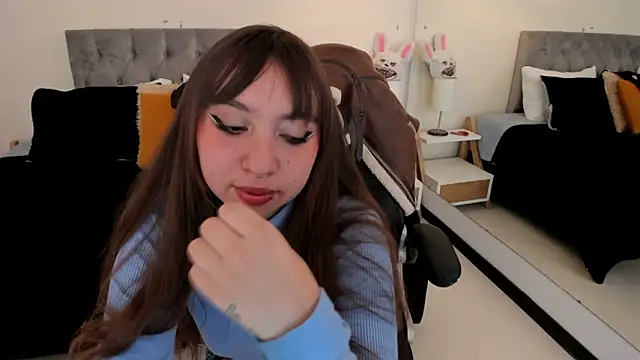 Scarlett__Cooper__ 即時 XXX 聊天