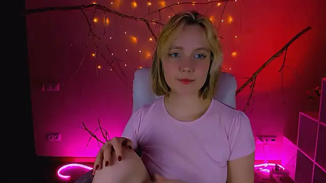 madeline_doll Adlı Modelin Canlı XXX Sohbeti