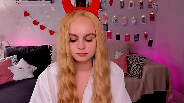 Živý XXX chat VivienAllen