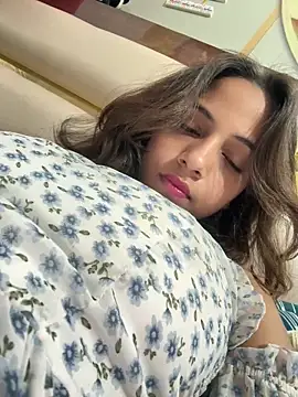 its_anuuu Adlı Modelin Canlı XXX Sohbeti