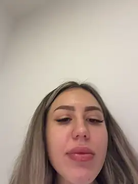 แชท XXX สดของ alisa_w