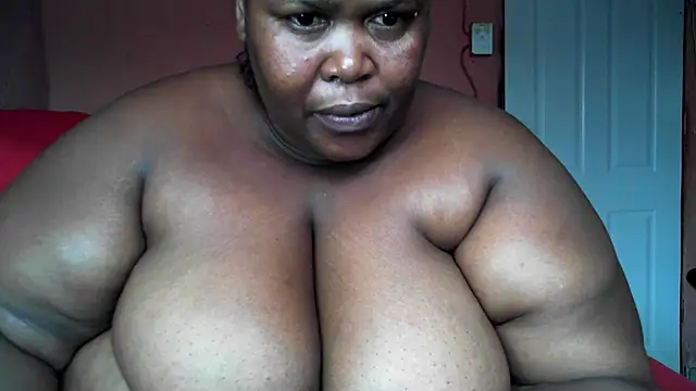 BigBellySlutty's Live XXX Chat