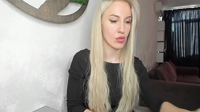 SherryStone live XXX chat