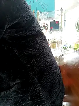 Chatroom XXX en direct de Luna_7777