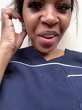 Chatroom XXX en direct de RedBerry88