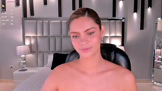 KyomiVelvetのライブXXXチャット