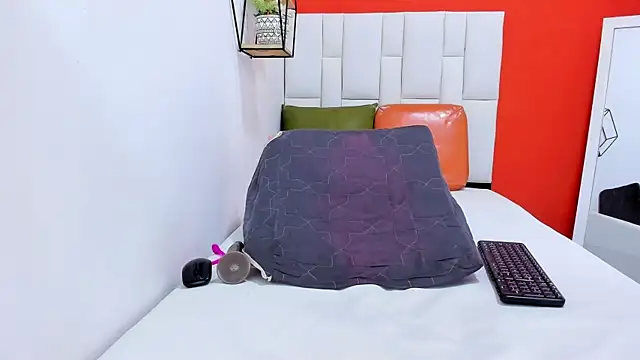 Demi_hot69 Webcamshow