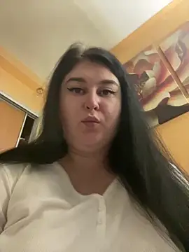 CassieLazy Adlı Modelin Canlı XXX Sohbeti